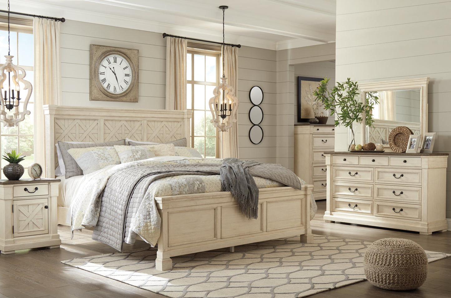 Bolanburg Queen Panel Bed with Dresser